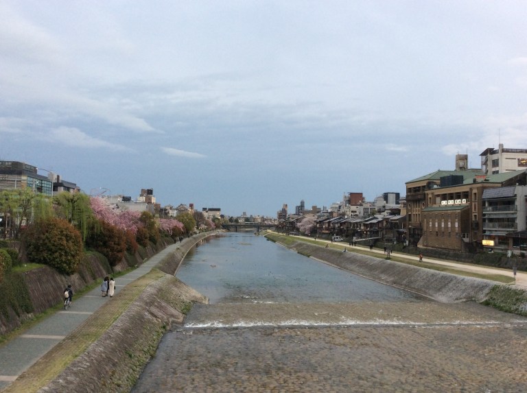 写真 2017-04-10 18 05 15